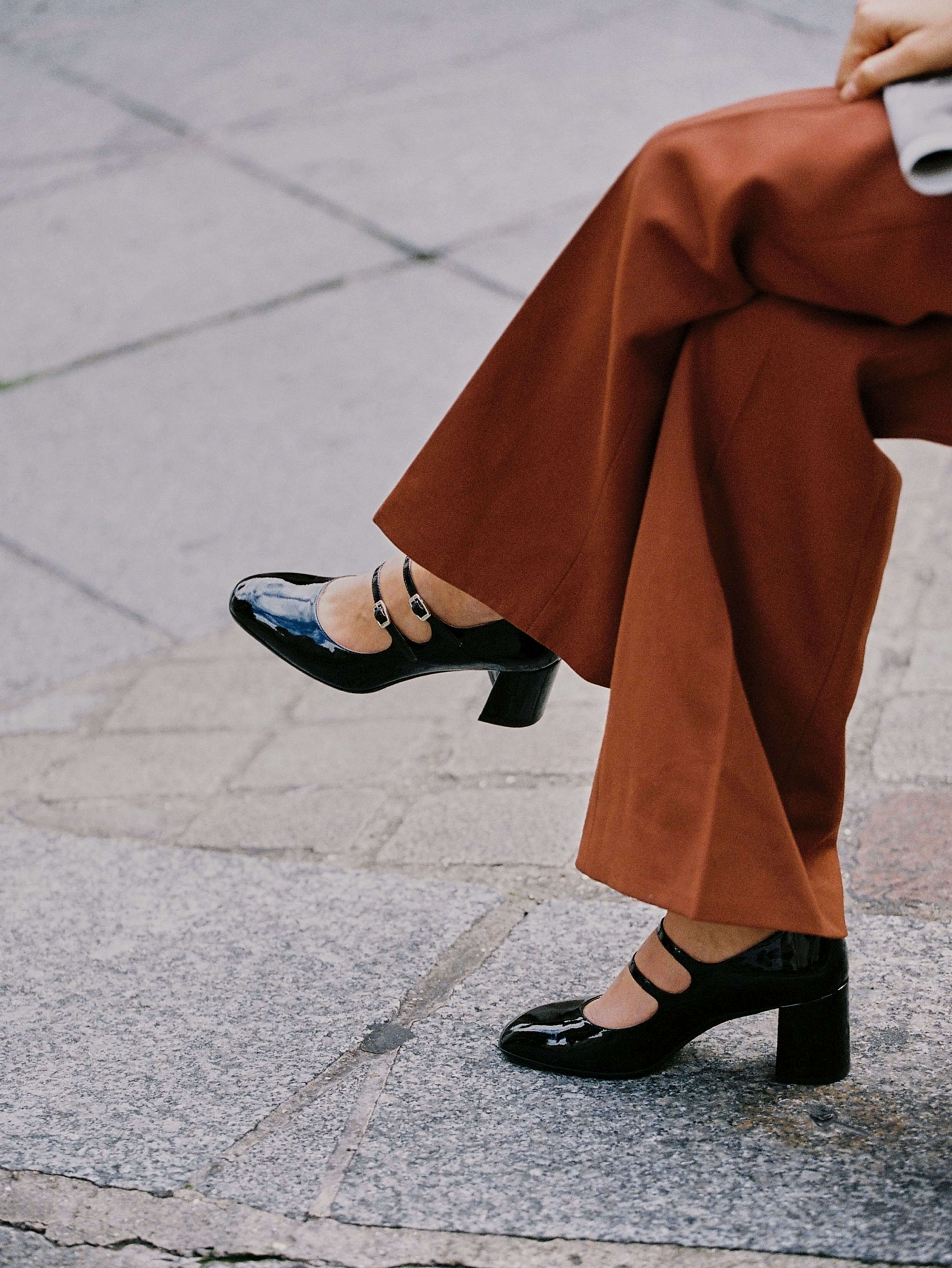 Alice - Escarpins babies cuir verni noir - Image 8