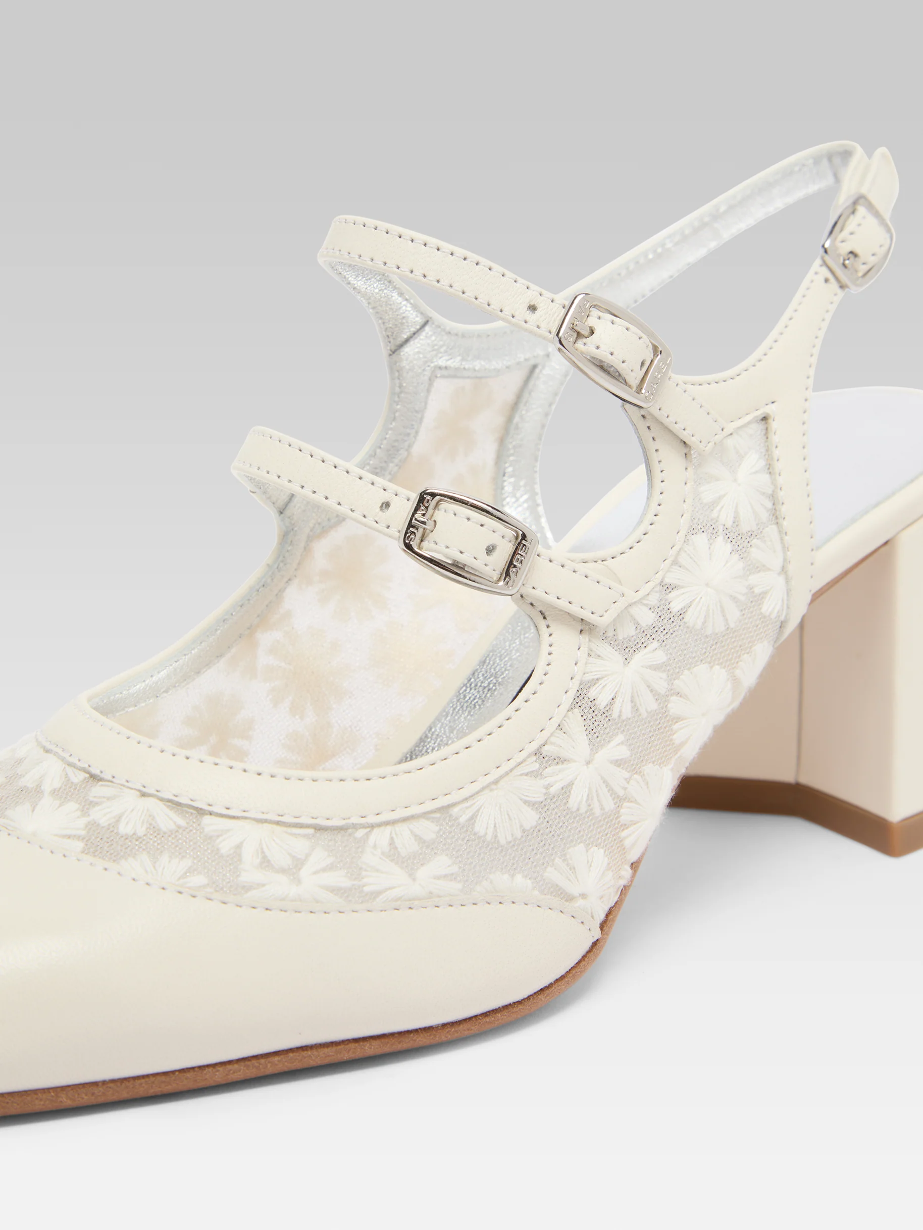 Banana - Babies slingback cuir ivoire et dentelle à fleurs upcyclée  - Image 4