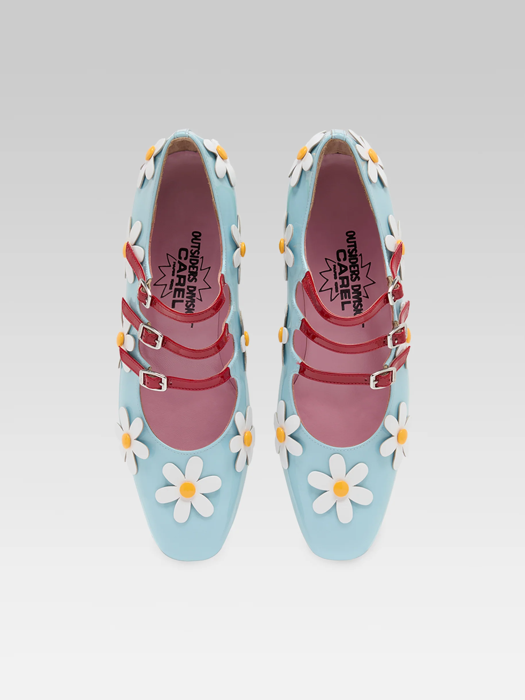 Daisy K - Escarpins babies cuir verni bleu clair et marguerites - Image 5