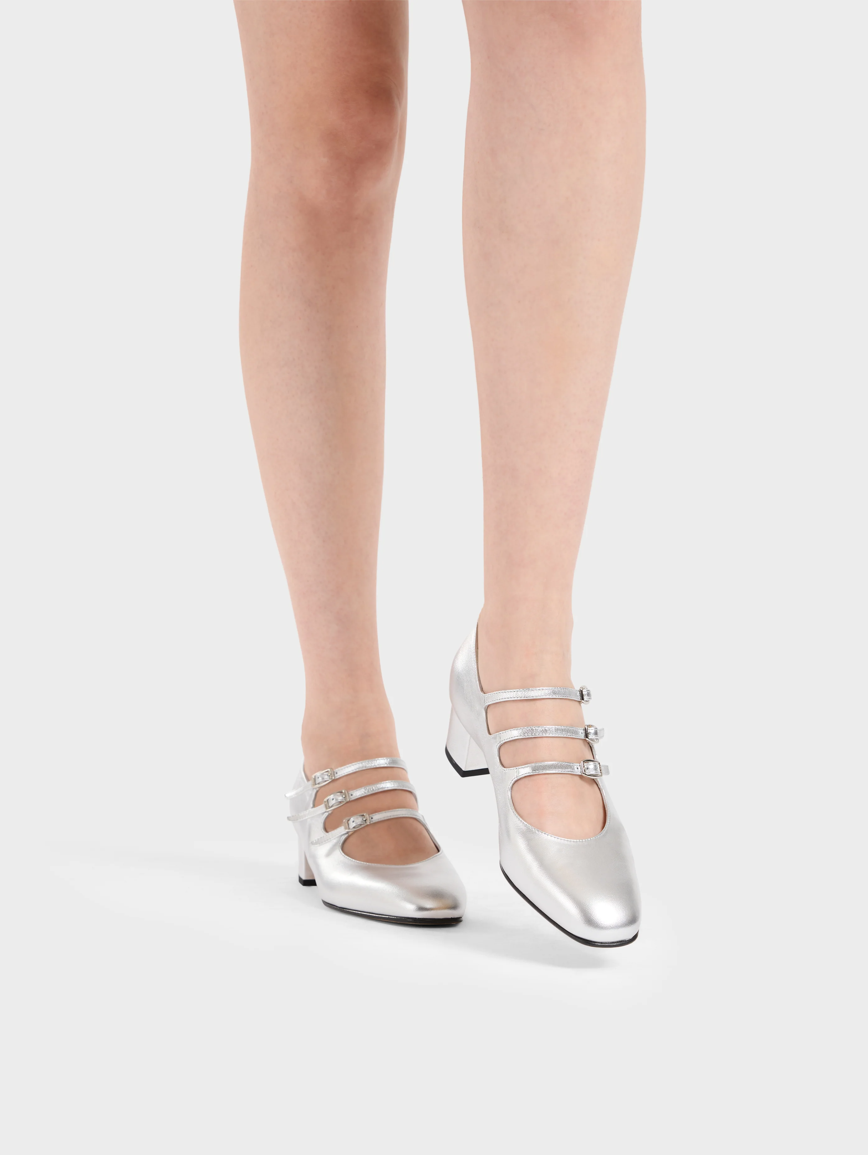 Kina - Escarpins babies cuir laminé argent - Image 5