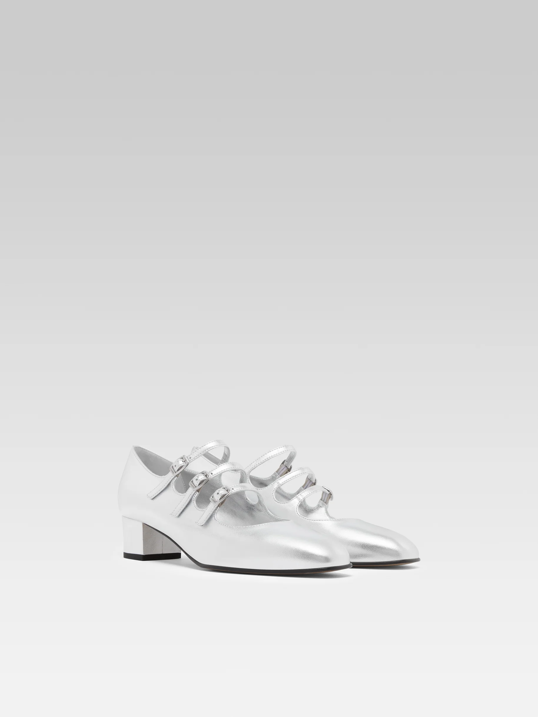 Kina - Escarpins babies cuir laminé argent - Image 6