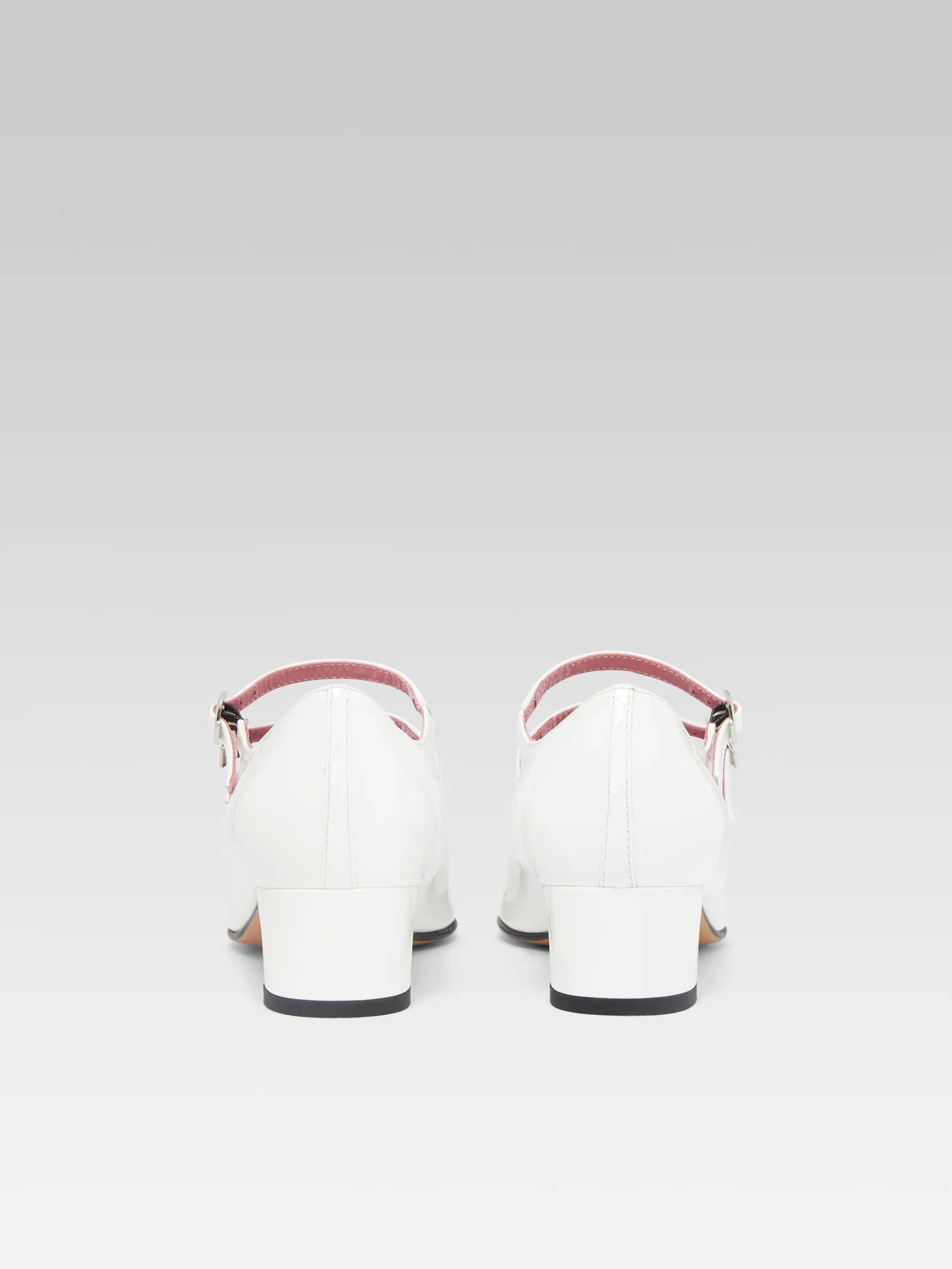 Kina - Escarpins babies cuir verni blanc - Image 6