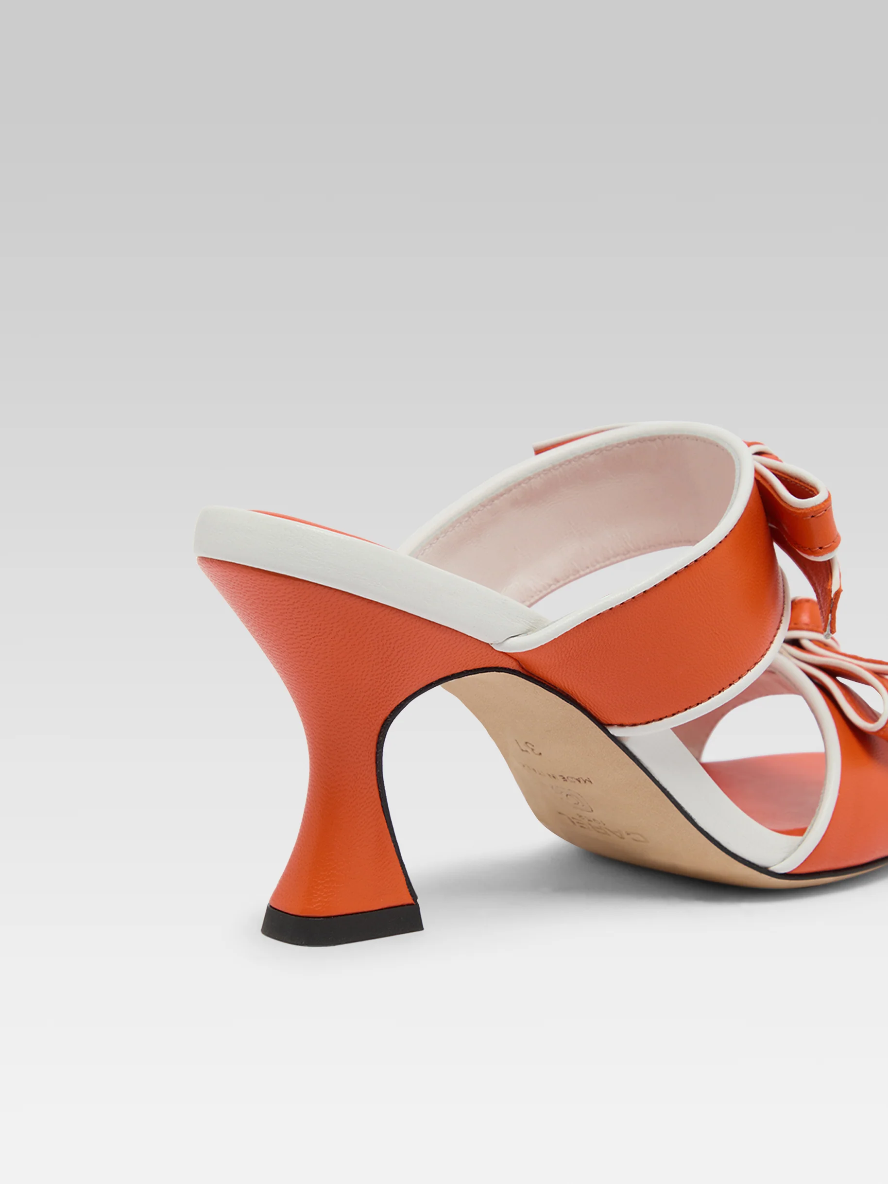 Laranja - Mules cuir orange et blanc - Image 4
